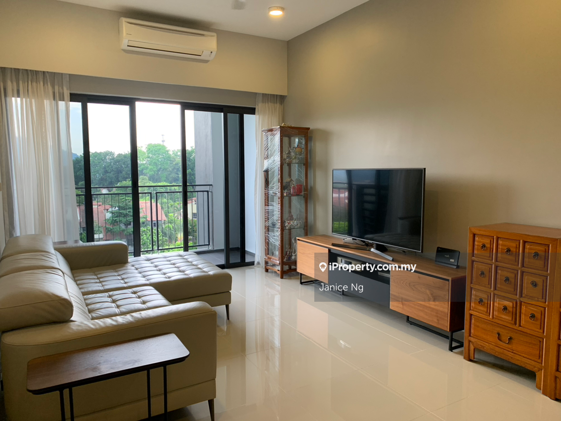 Sierramas Heights condominium below market for sale