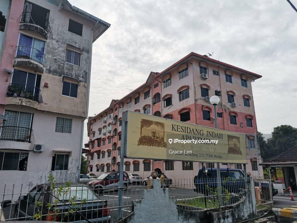 Kesidang Indah Apartment located near Kampung Lapan Town area for Sale