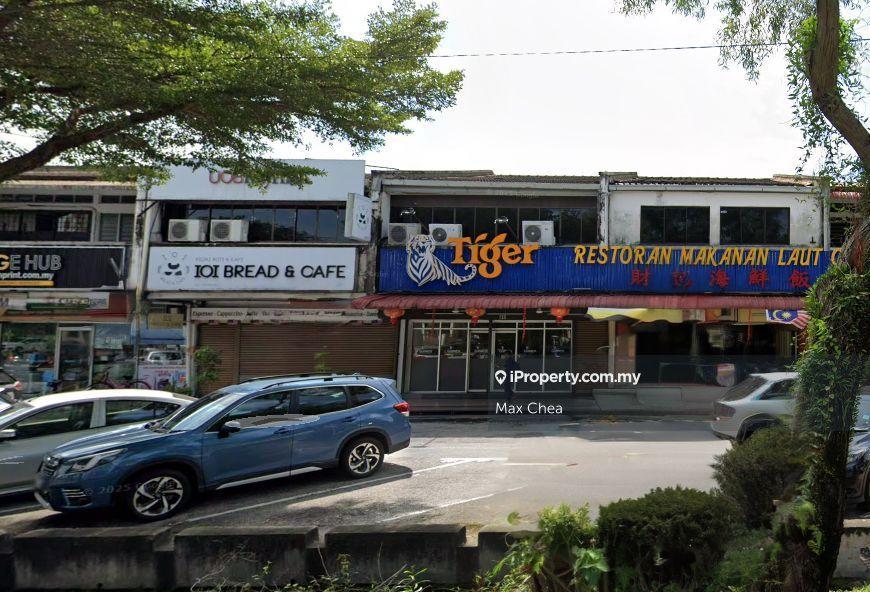 Main Road Shop with High Exposure, Prime Commercial Lot