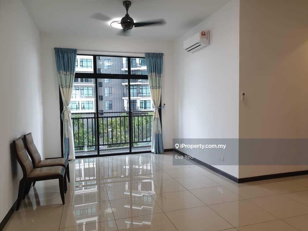 The Lowest Price 2 Bedrooms unit in Molek Regency 