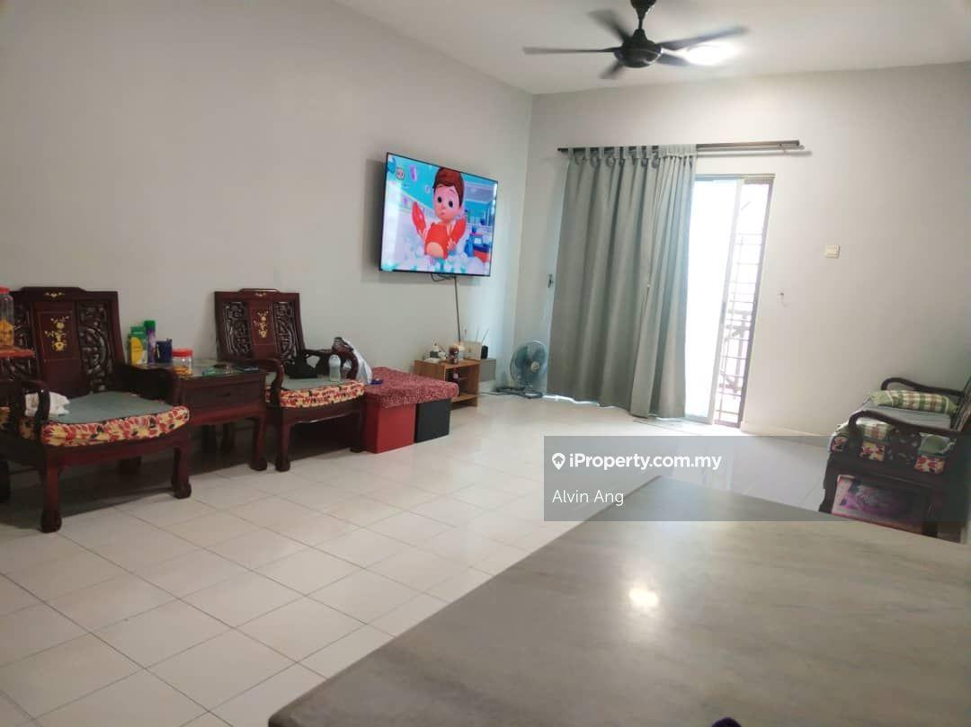 Impian senibong permas jaya 33bed rental