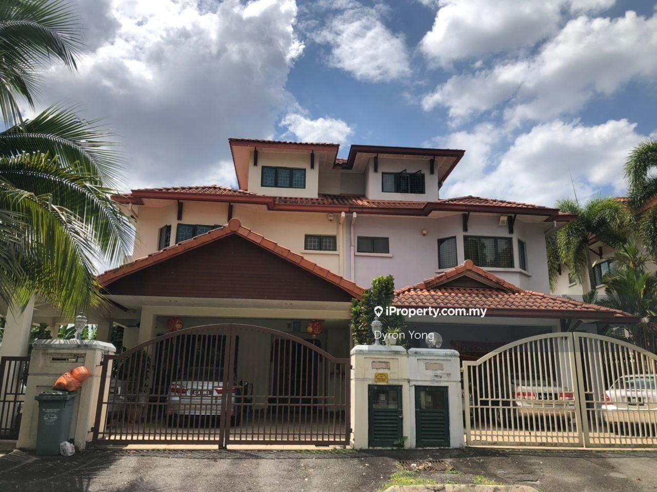 Semi-D house for Sale
