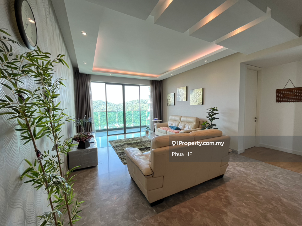 Owner Occupied Great Condition unit. ID as per Actual Pictures