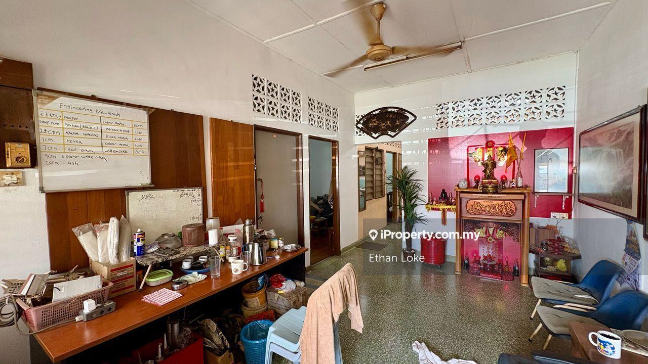Taman Kepong, Good Location, Kitchen Extended