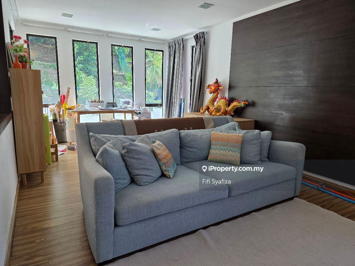 Renovated Bungalow with pool and matured garden