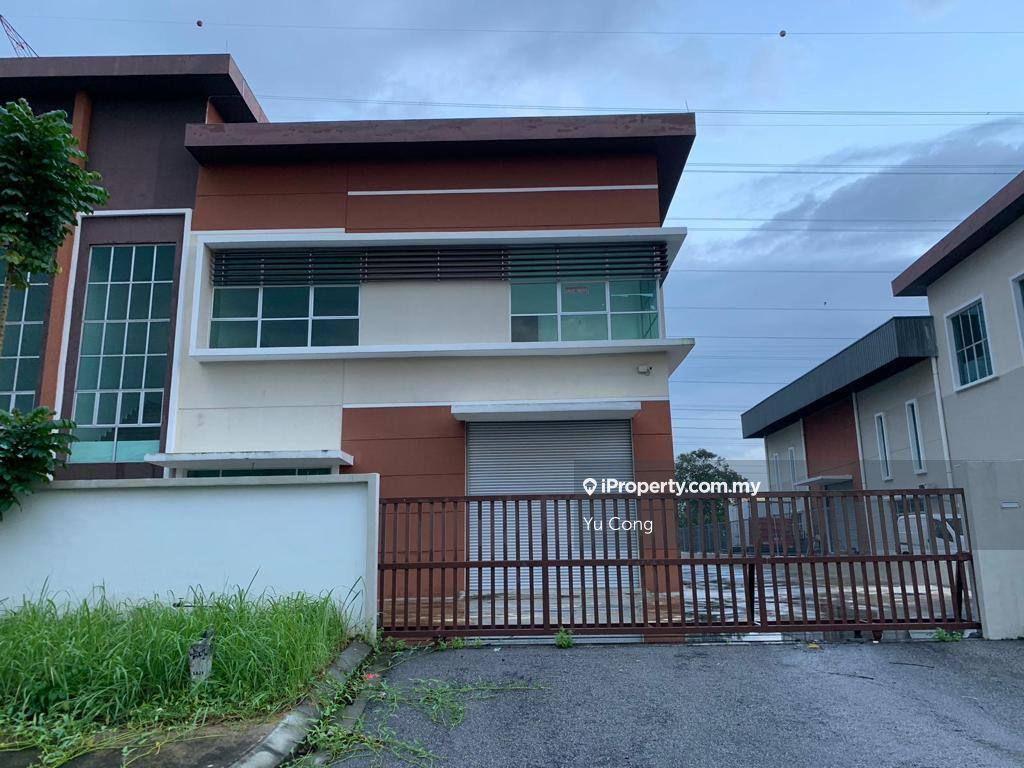 Tiong Nam Industrial Park @ 1.5 Storey Semi-Detached Factory 70x160