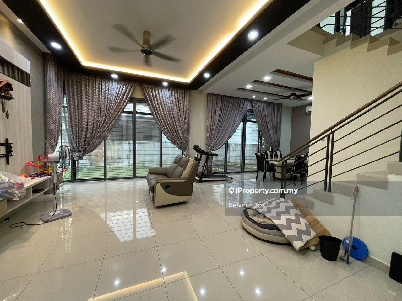 Renovated Taman Jenderam Harmoni Extended Laundry Area Semi-D Dengkil