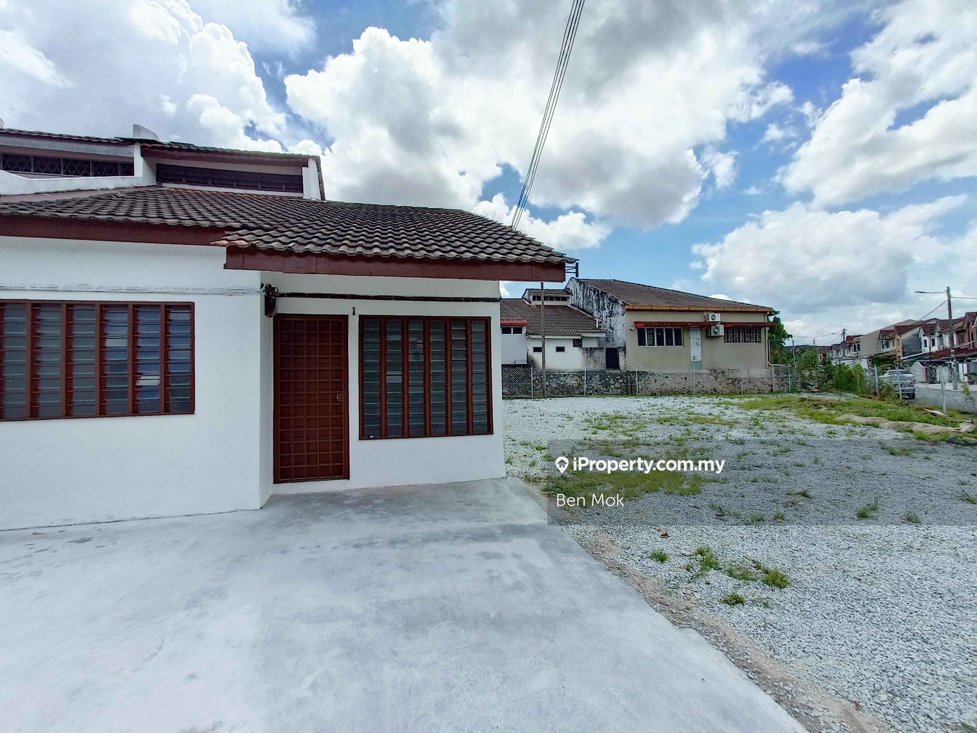 Limited Single Storey Corner Unit, Taman Bukit Permai, Ampang, Cheras