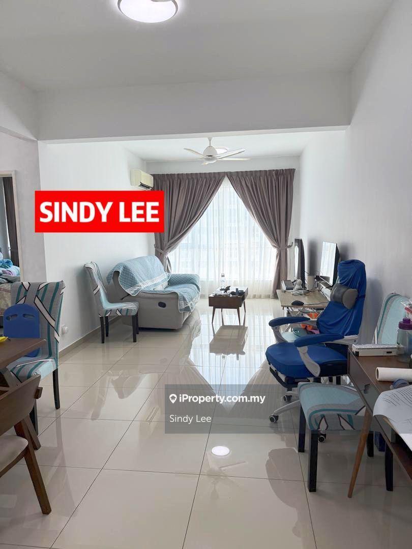 Carpark side by side!! Fully renovated!! Below market value!!