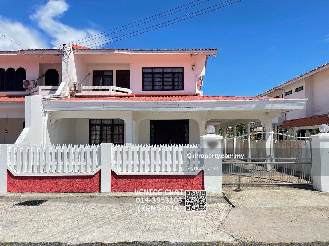Double Storey Semi D For Sale in Kuching 