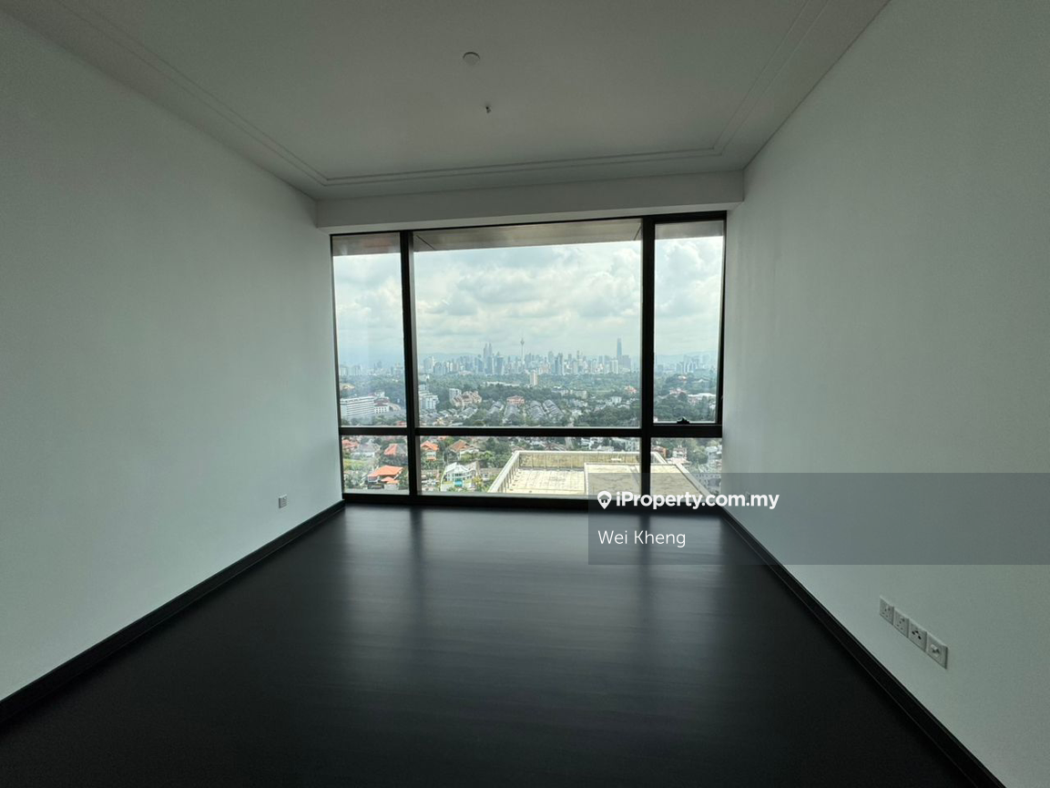 4 Bedroom Fully Furnished unit 