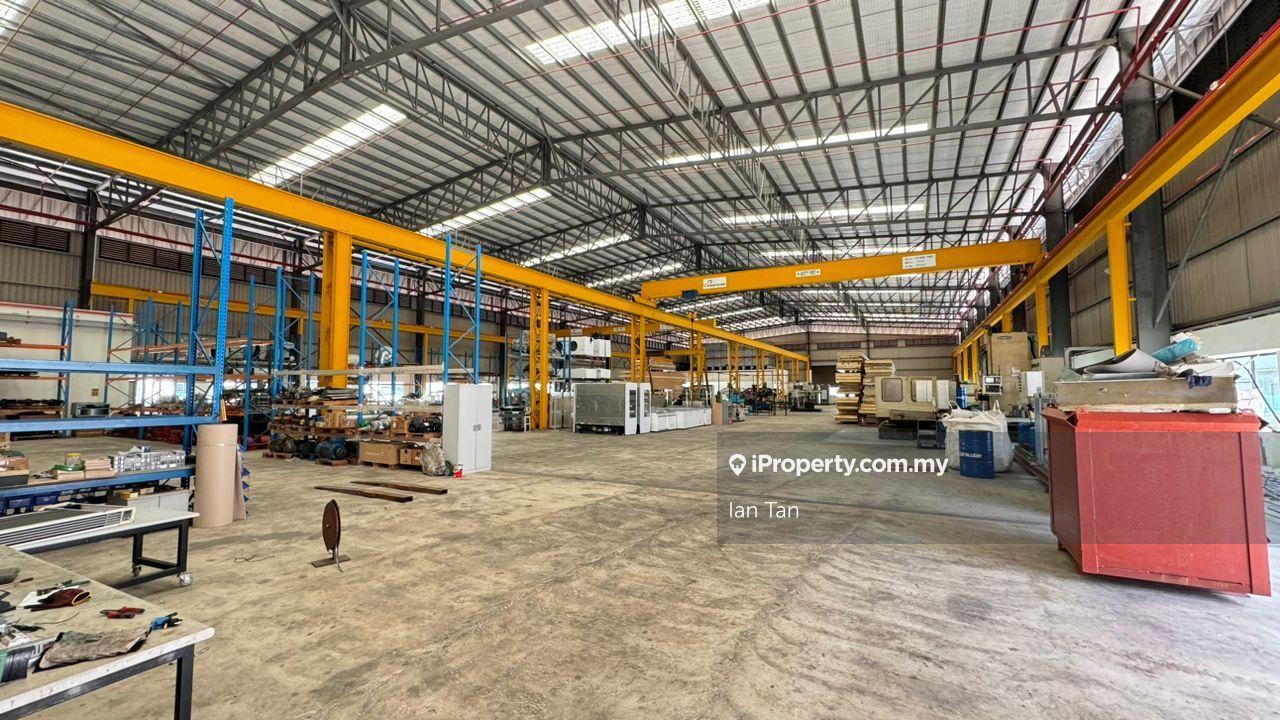 Nusajaya Detached Factory with Overhead Crane 