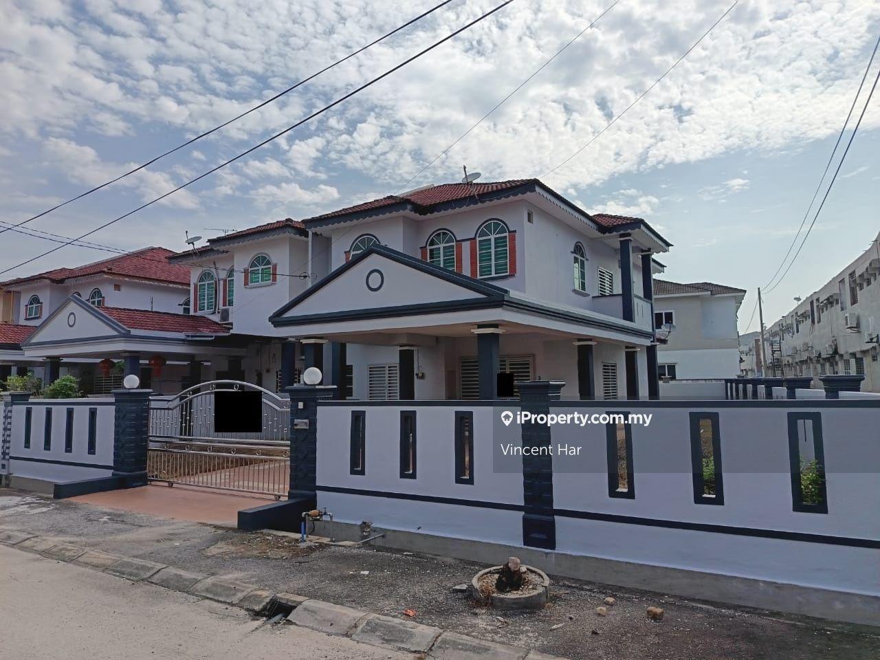 Freehold 2 Tingkat Rumah Corner Semi-D (3788sf) Taman Lumut Indah