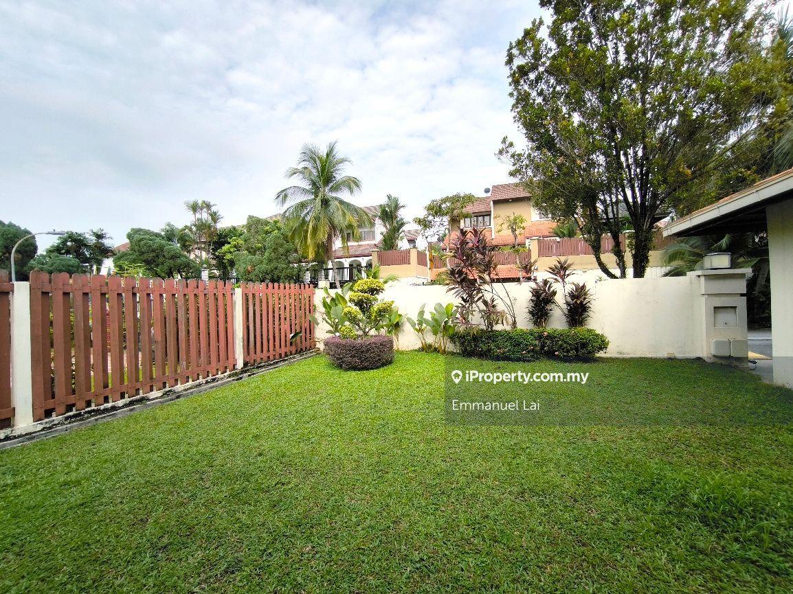 Newly Renovated Bungalow Ttdi Taman Tun Guarded Area