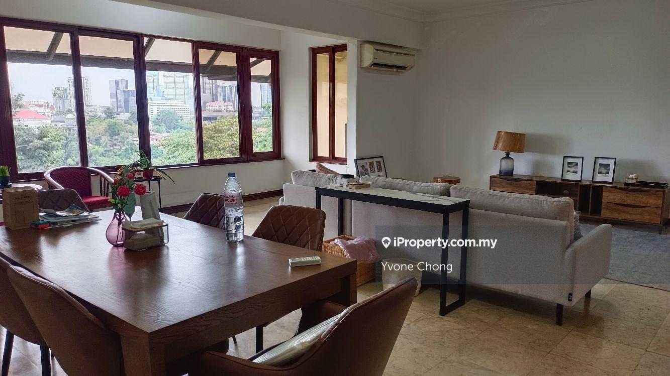 Seri duta 1 condo on top floor 
