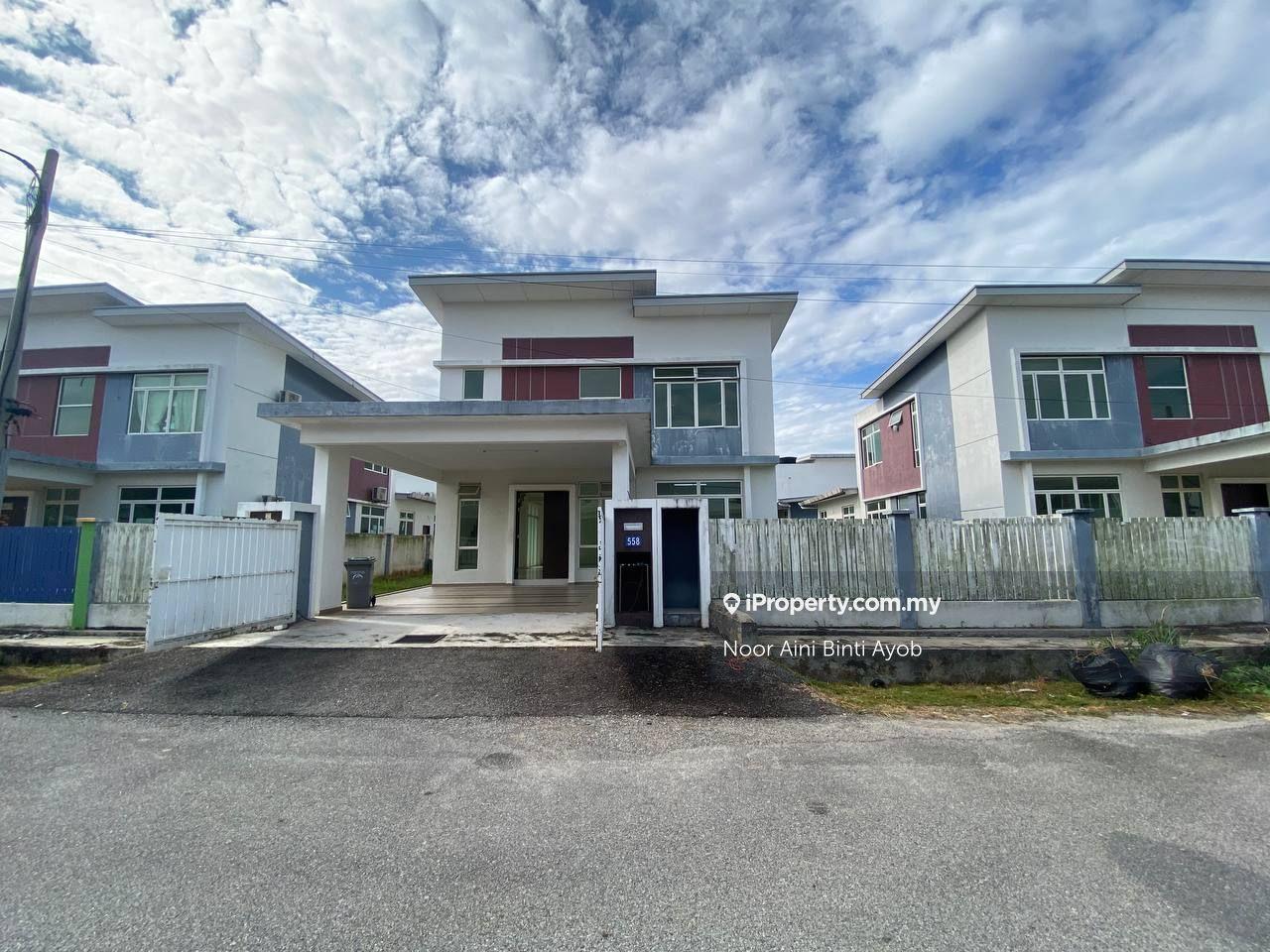 Freehold 1.5 Storey Bungalow Taman Senawang Perdana Senawang N9