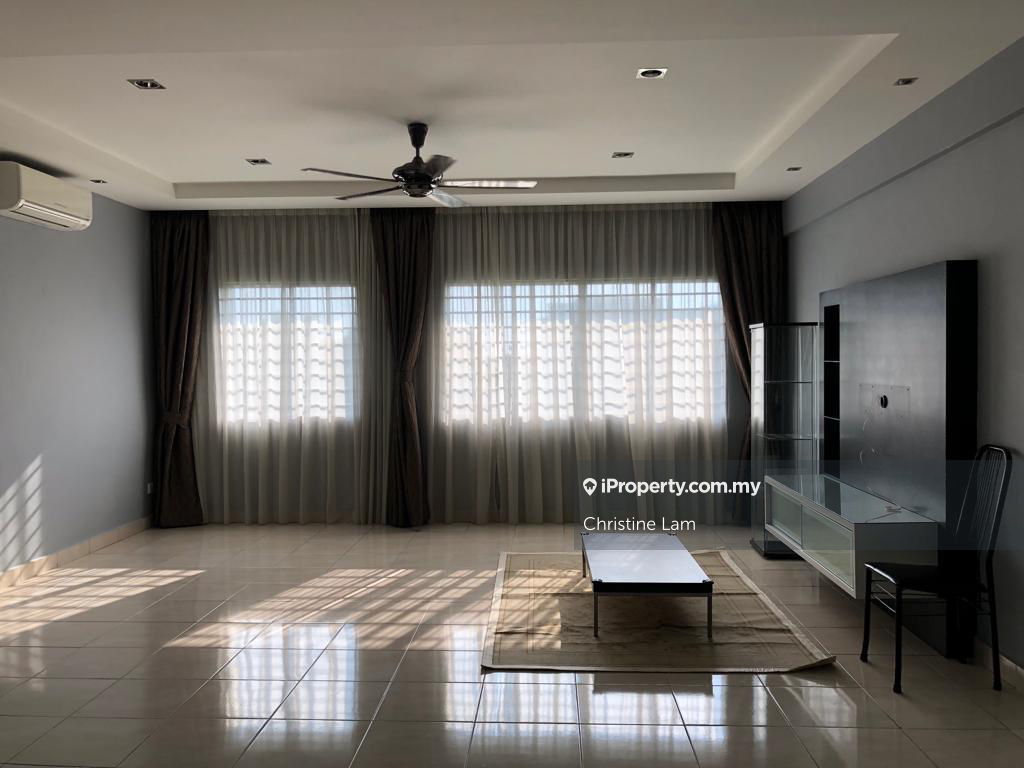 Lagoon suite kota kemuning to let fully furnished 1600/month