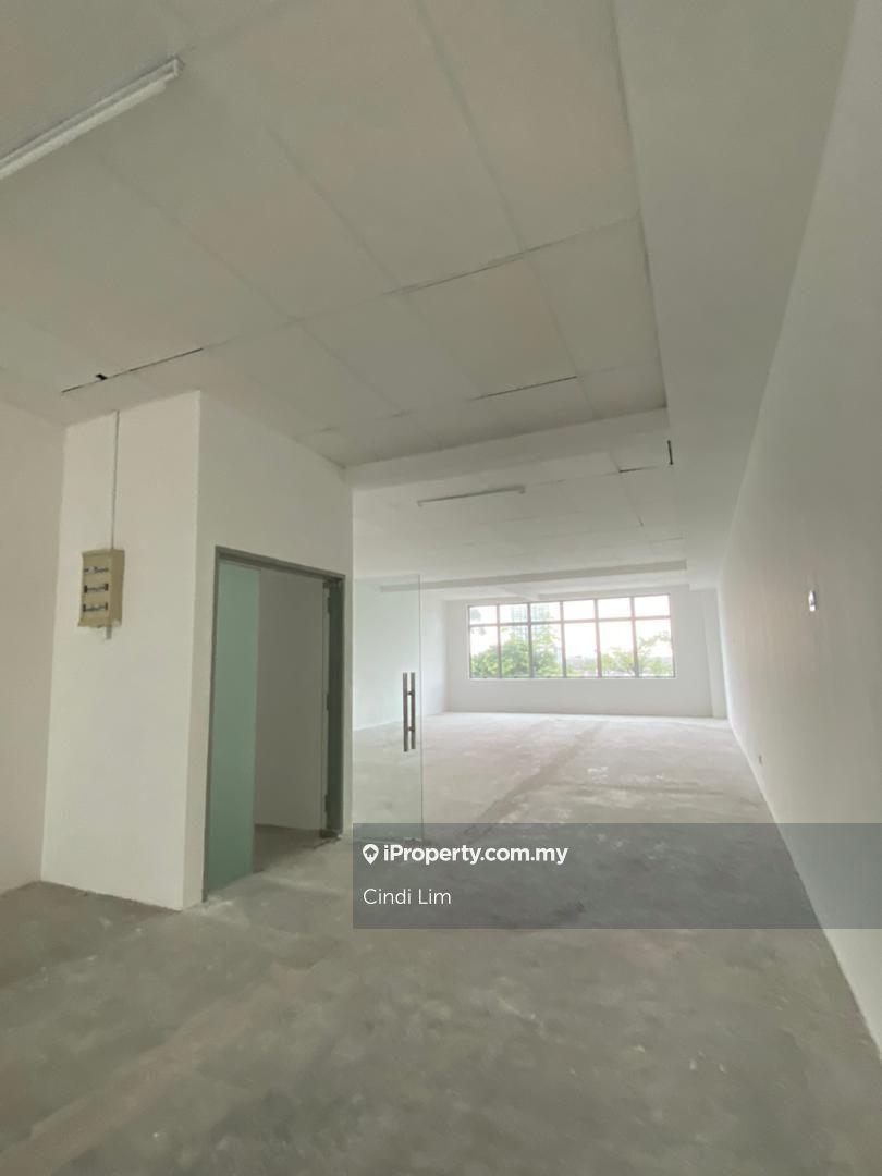 Taman molek 3 storey shoplot for sale 