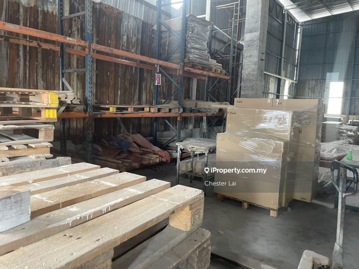 Detached factory for Rent