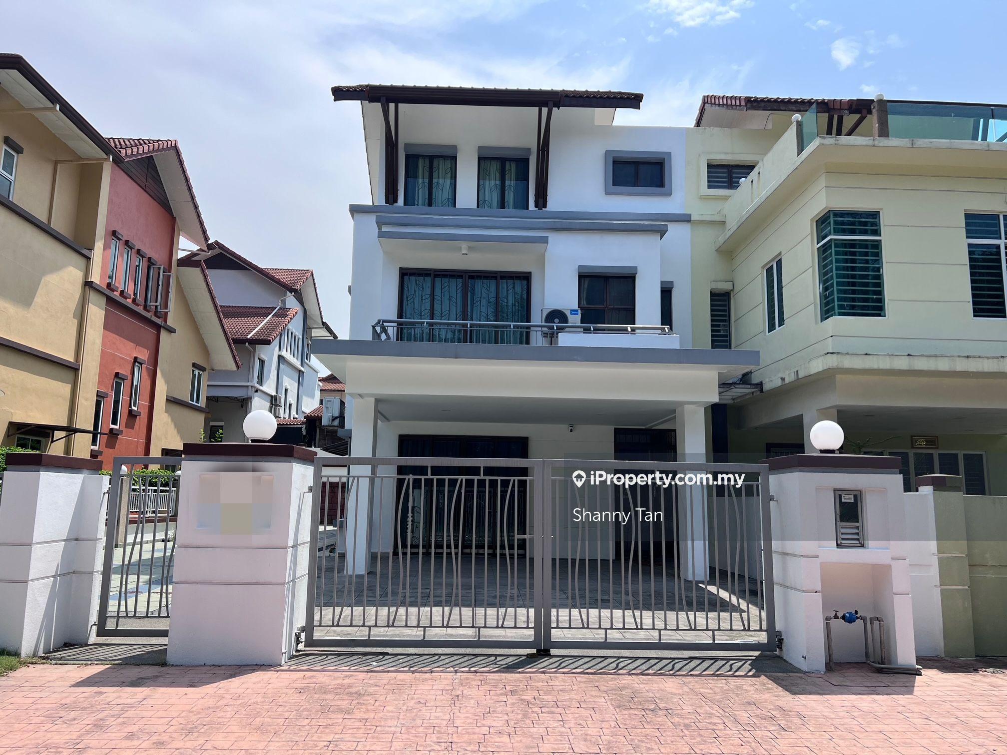 2.5 Storey Renovate Semi-D