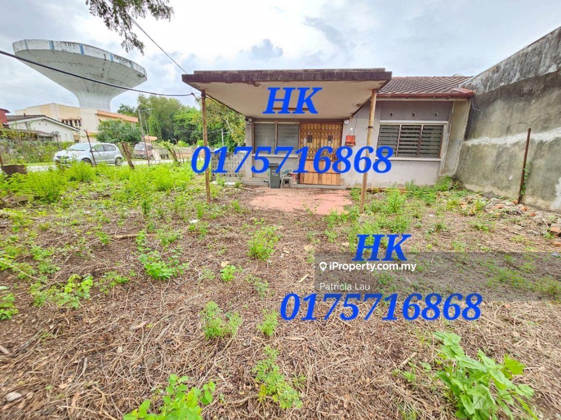 Single storey semi d corner at Taman Sri Taman Alor Setar Kedah.