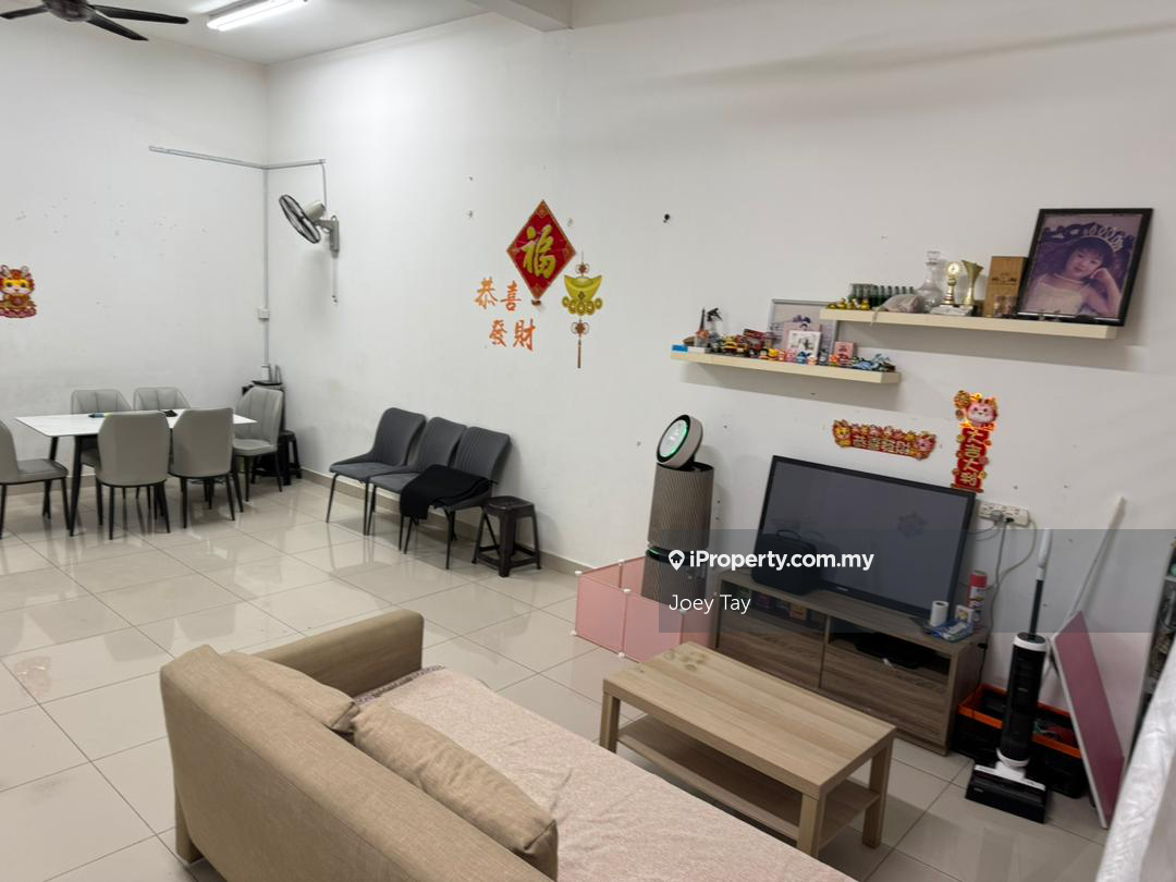 Limited unit at Austin Residence 2 storey terrace