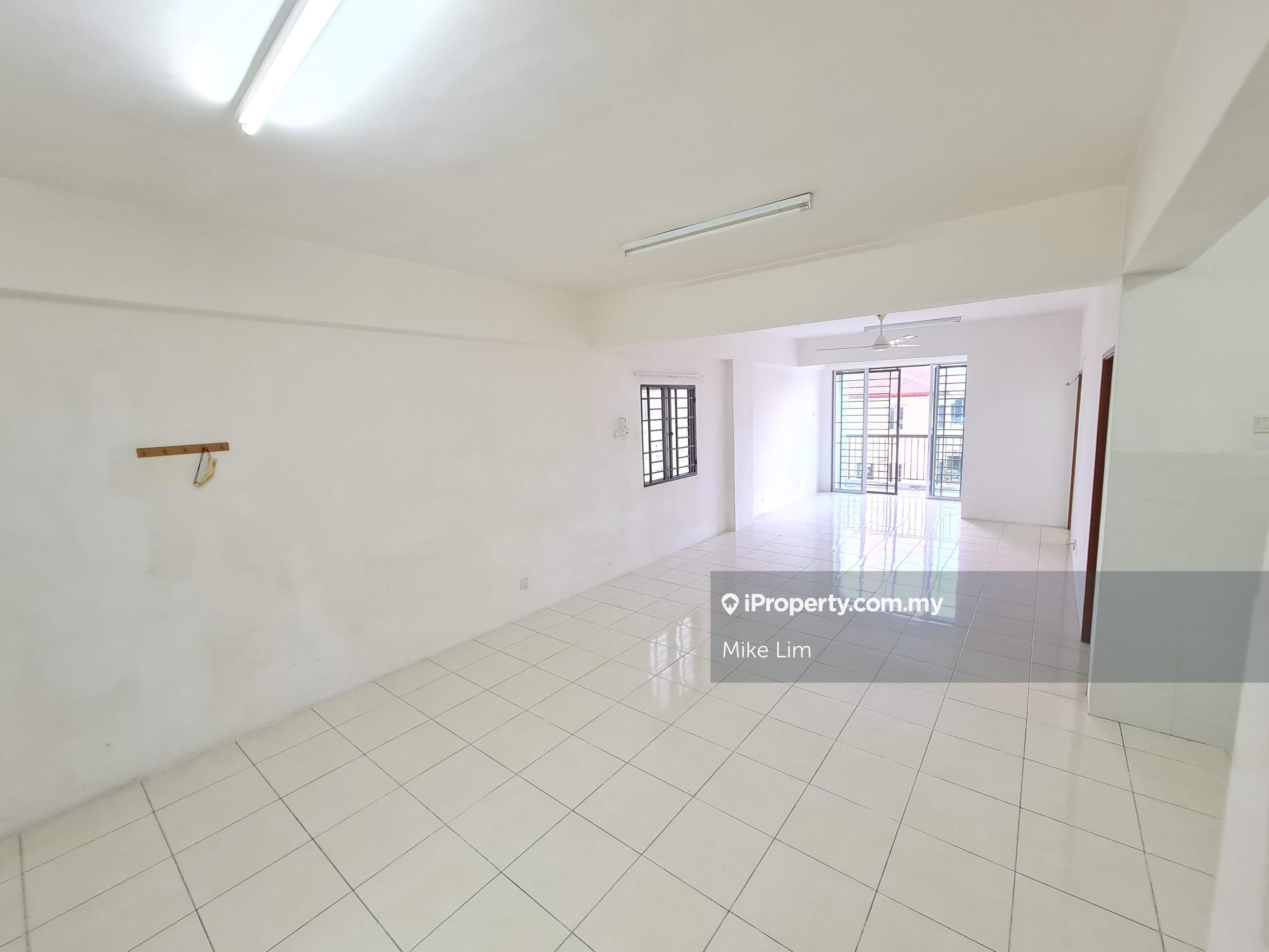 Full loan, low deposit, 4 rooms Green Suria Apartment Btho Cheras