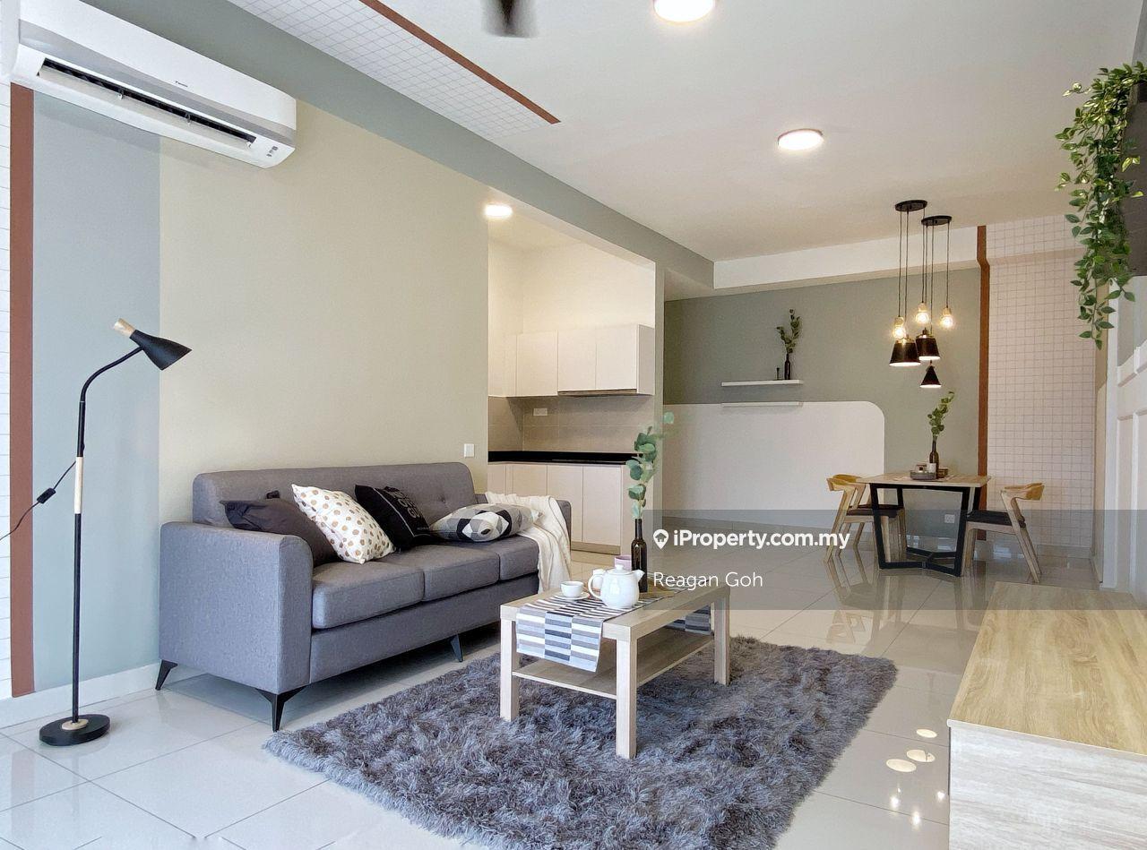 For Sale: Beautiful 2 bedrooms unit at Eco Nest, Eco Botanic