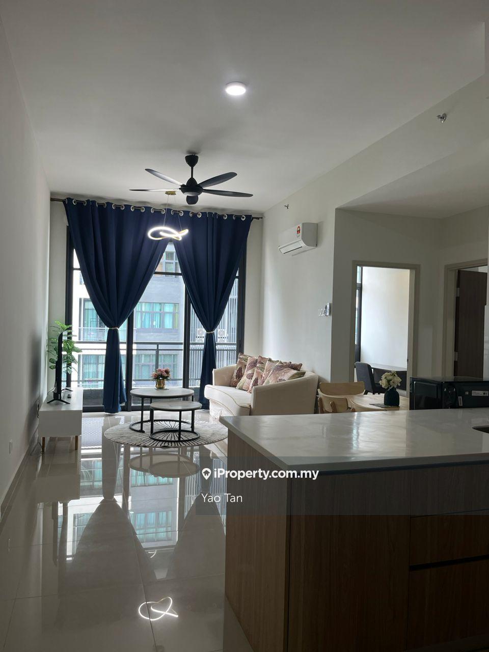 Fully Furnished and Middle Floor