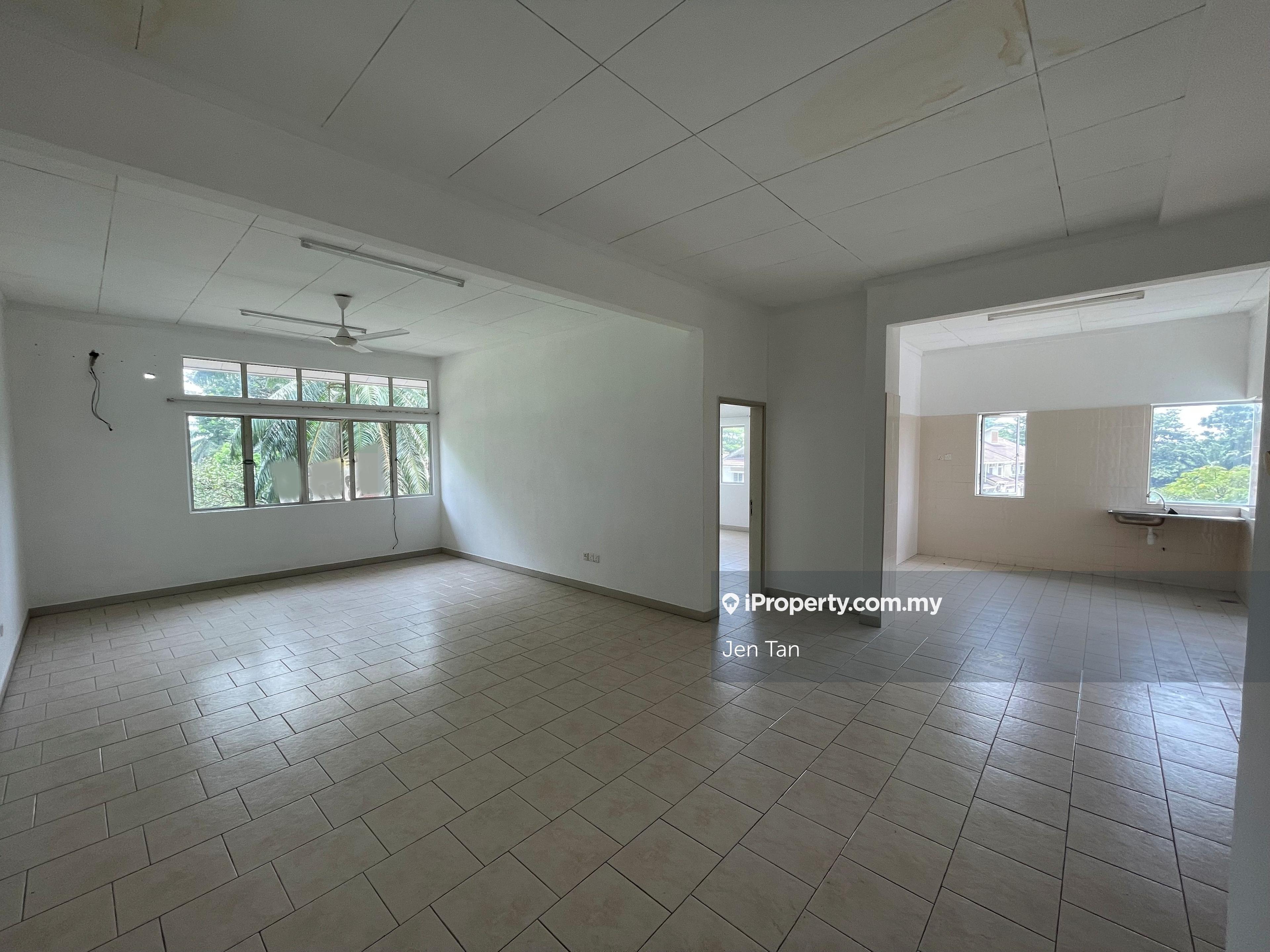 Meranti Terrace Townhouse for Rent