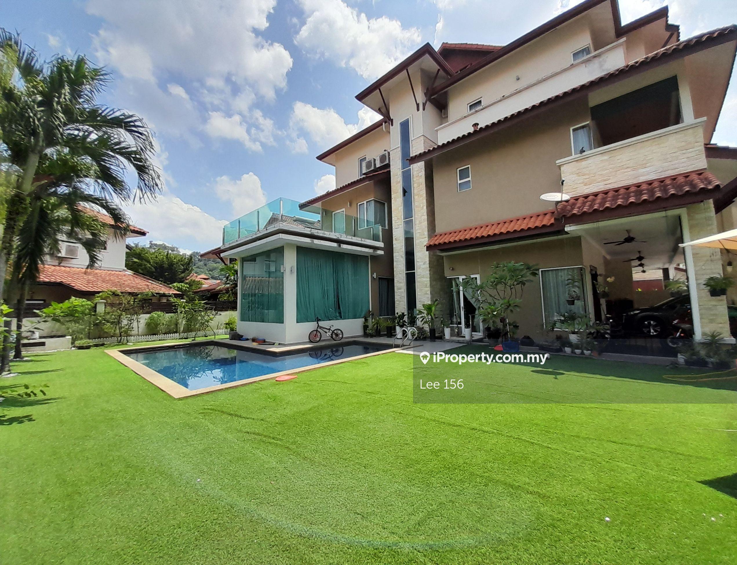 Big Land Semi-D with individual Pool & passenger Lift for Sale