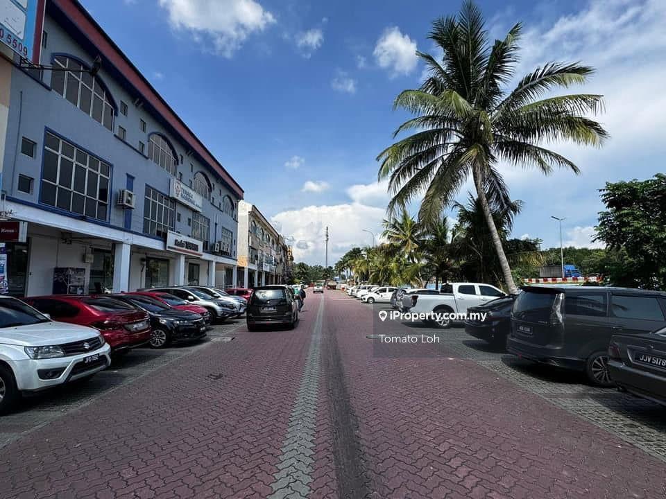 Taman Masai Utama Three Storey Shoplot Facing Main Road For Sale