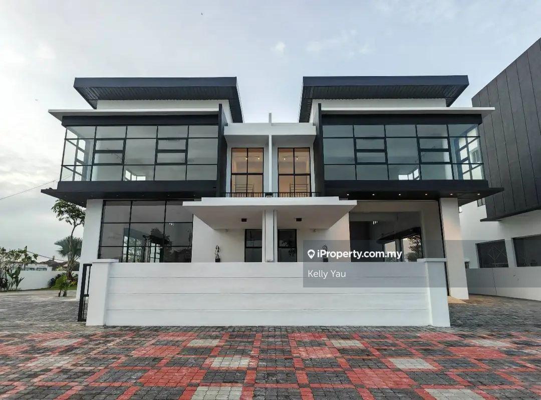 New Double Storey Semi-D Factory with Promotion at Menglembu