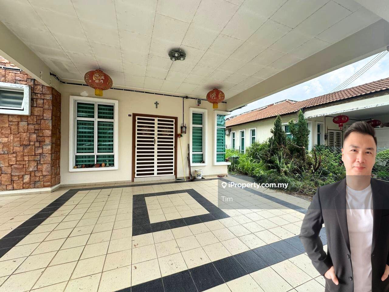 Renovated Semi D, Full Loan Available for 1st Home. Welcome Viewing
