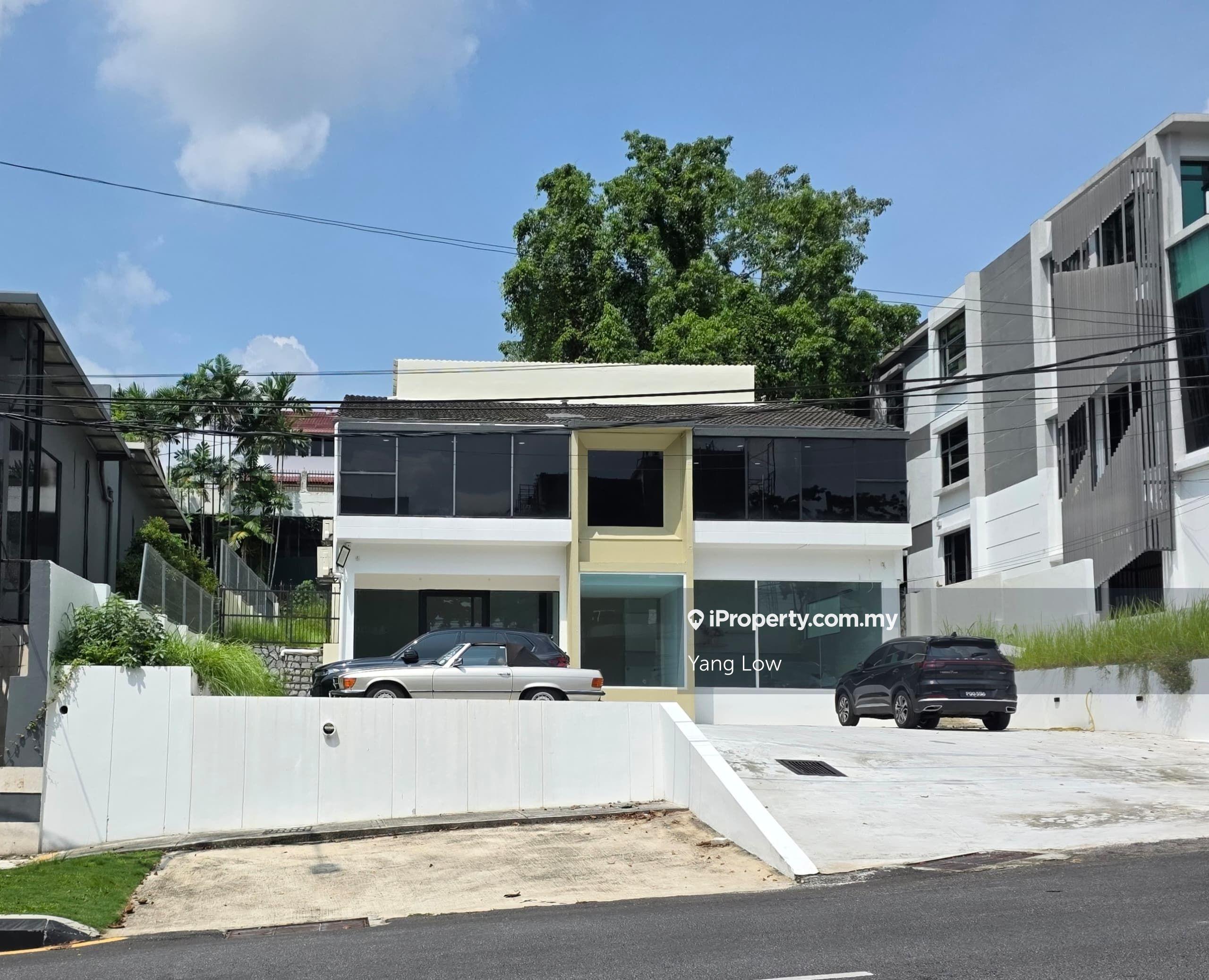 Move In Condition! Well Renovated! Superb Location!
