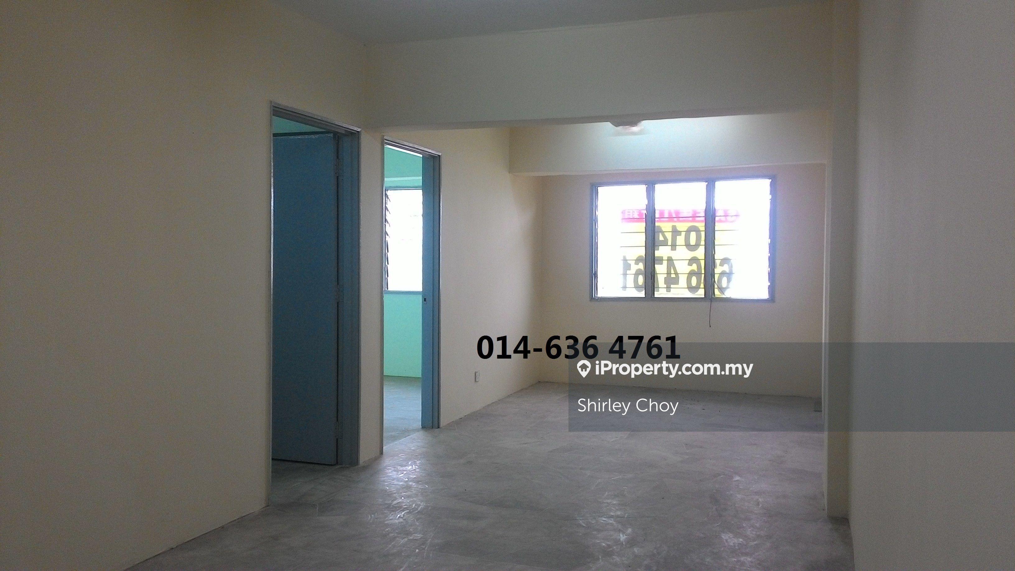 Kajang bukit permai 2 flat - low floor for sale