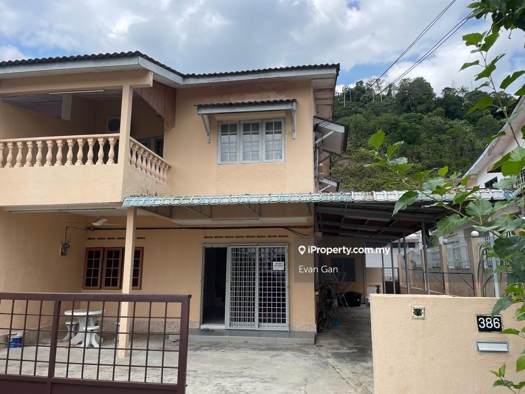 Best 2 Storey End Lot Taman Bunga Raya Bukit Beruang Melaka MMU Utem