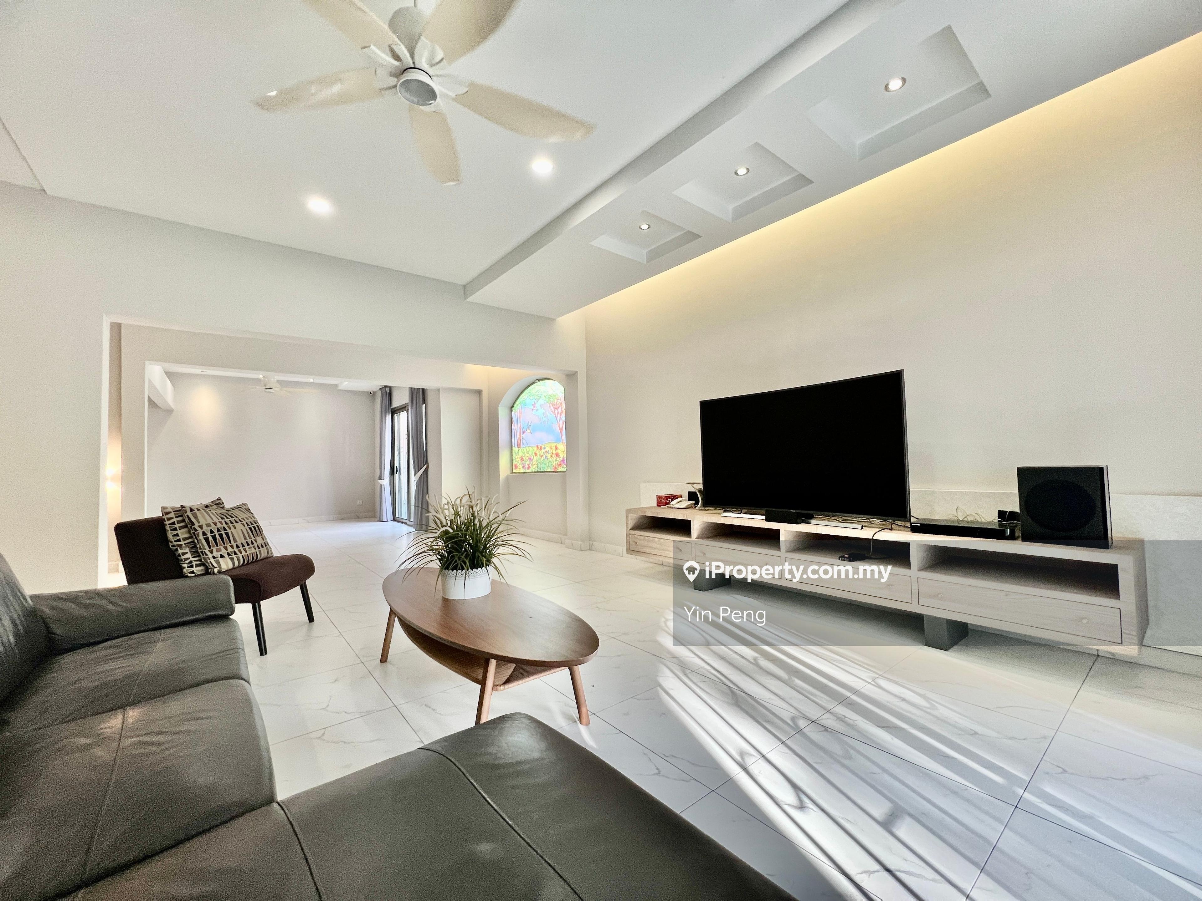 Fully furnished - renovated bungalow 
