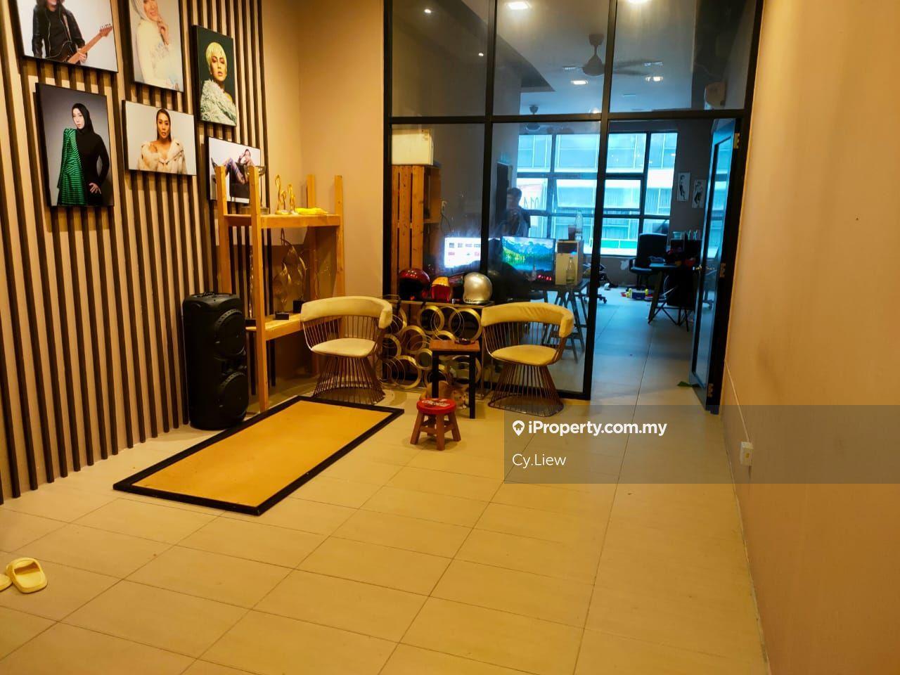 Shop for Rent