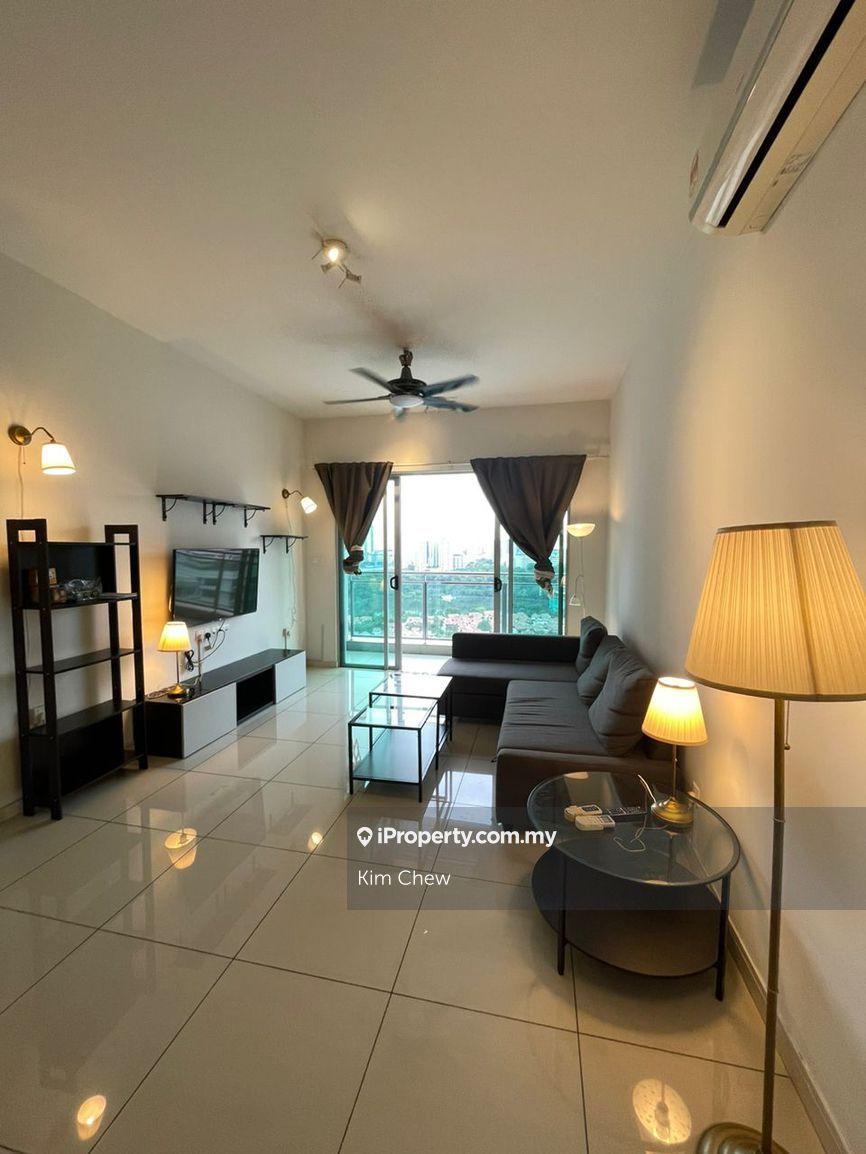 Exclusive Condo Facing Lake View for rent