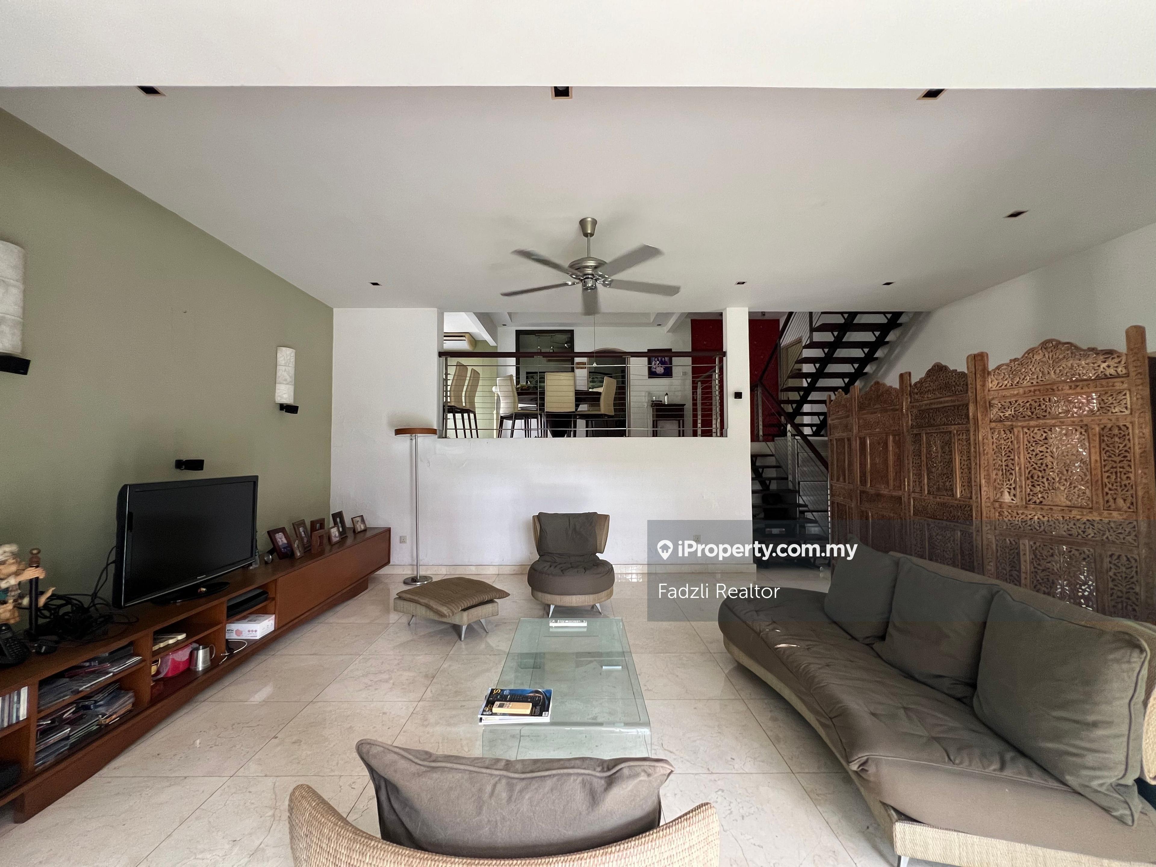 Beautiful home below market price in a highly acclaimed address