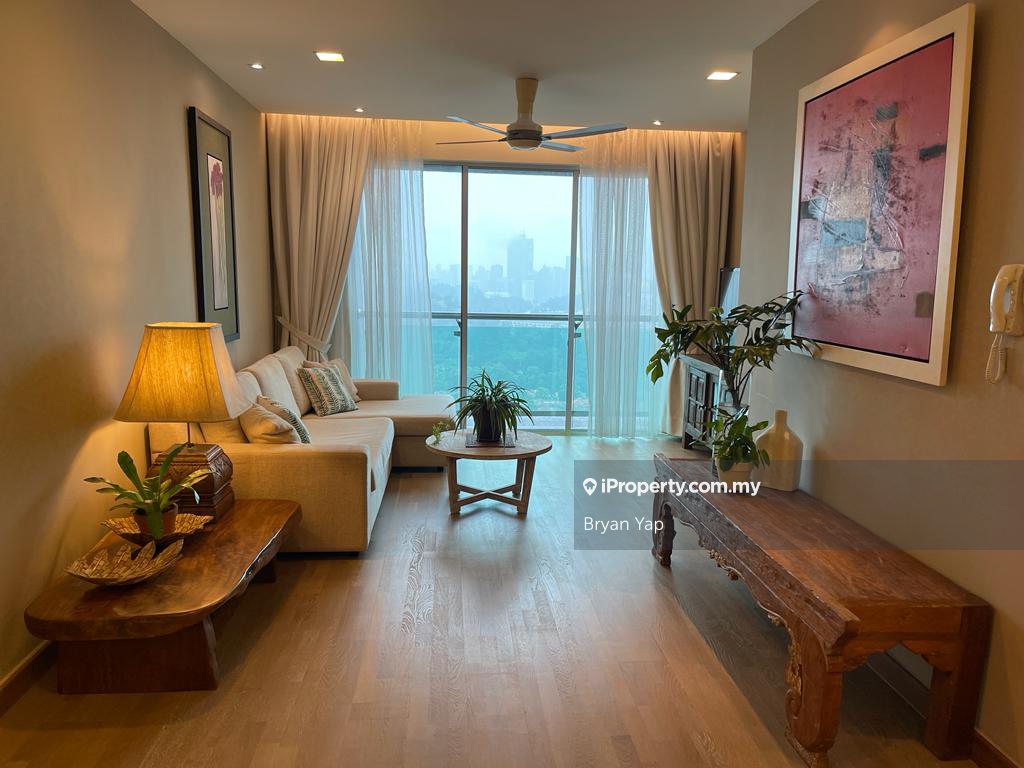 2-Bedrom Serviced Apartment at Publika
