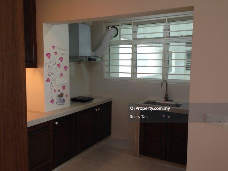 Laman Baiduri condominium facing nature beautiful serene lake view