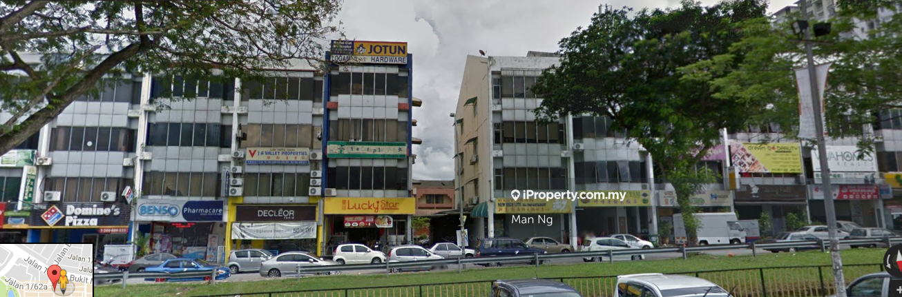 3 Storey Shop