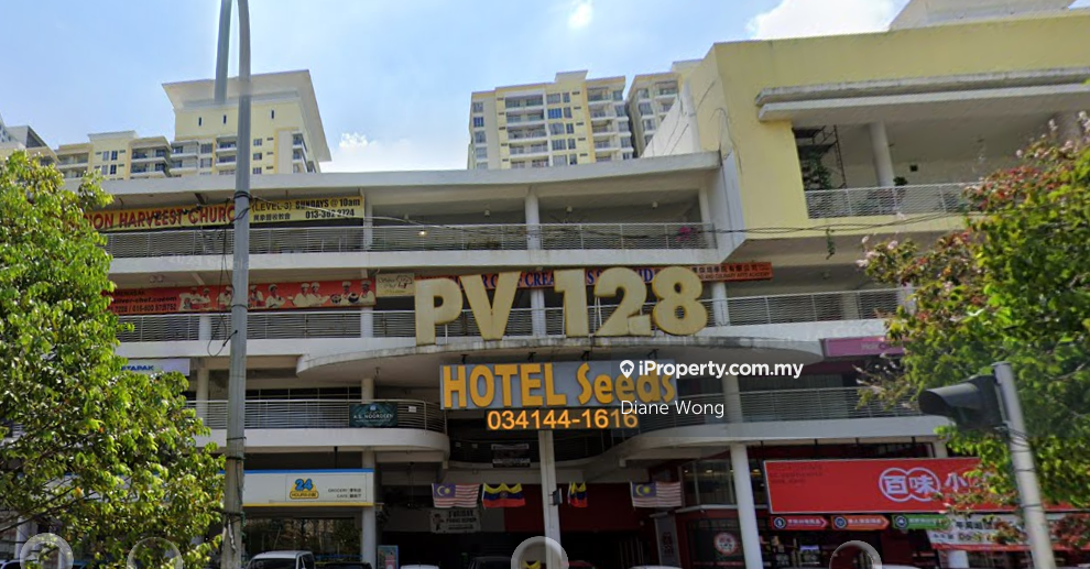 Tenanted 1.5 storey Shop for sale