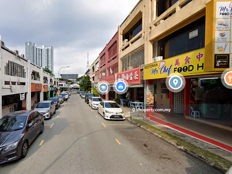High Traffic Commercial Area, Suitable For F&B or Retail Use