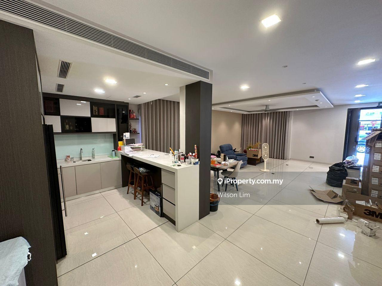 Very nice, renovated Corner Lot house at The Pearl Bandar Puteri Klang