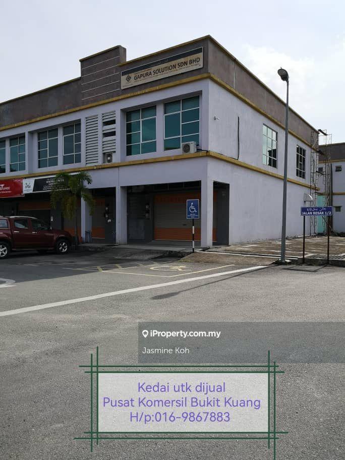 Corner Shop Lot With Land