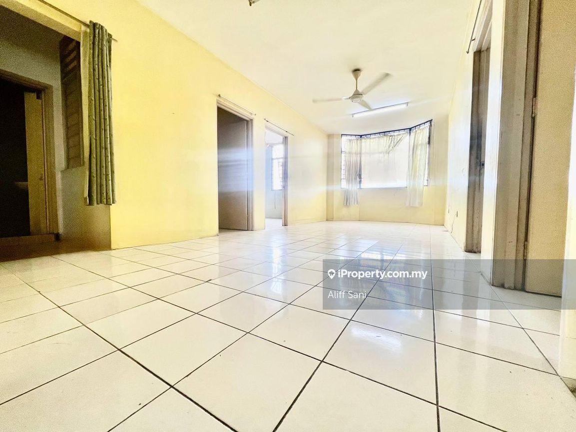 Below Market Value Apartment Gombak