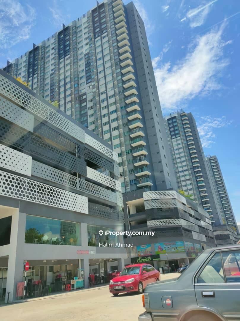 Corner Lot Double Shoplot Savanna Southville, Bangi